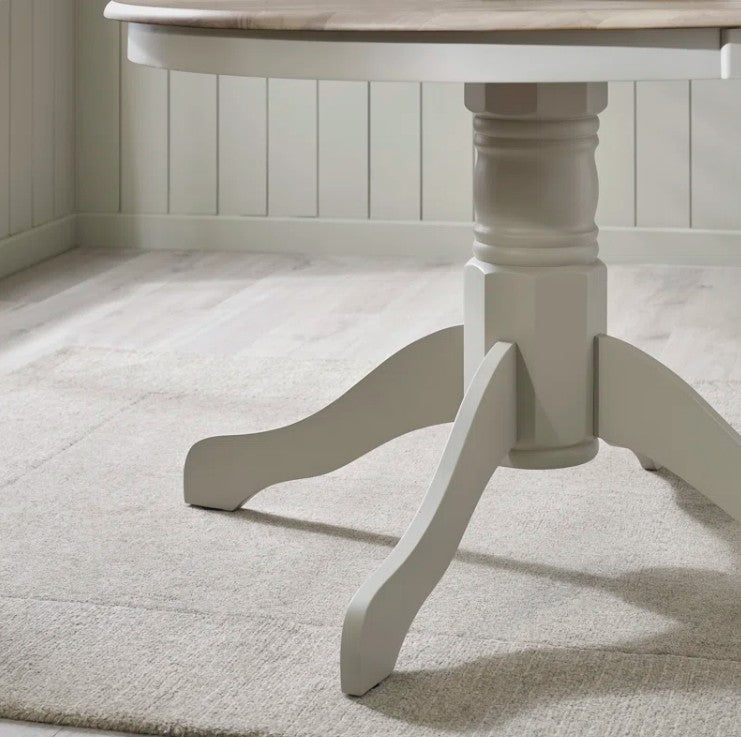 Brand New in Box Round Dining Table In Solid Wood - Traditional Rustic Farmhouse (#182)