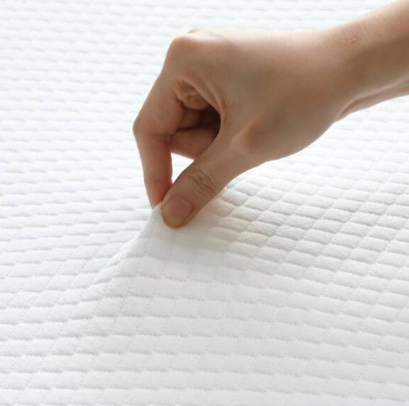 Brand New in Box California King Medium Firm Cooling Gel 10 in. Memory Foam Mattress (#235)