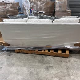 Brand New Bernhardt Grace 89.75'' Upholstered Sofa (#43)